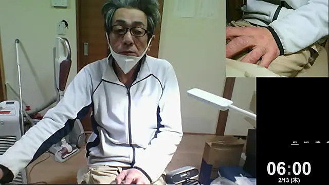 Snapshot of mama010-chan chatting on 12, 2, 2025 mama010-chan online show from 12, 2, 2025