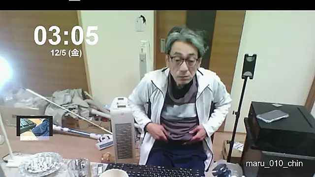 mama010-chan online show from 5, 12, 2025