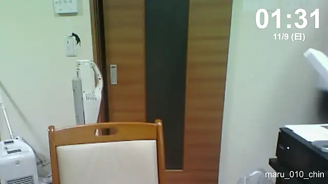 mama010-chan online show from 8, 11, 2025