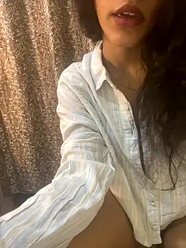 Snapshot of Divyaa69 chatting on 12, 9, 2025 Divyaa69 online show from 12, 9, 2025