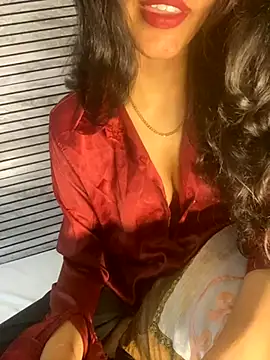 Snapshot of Divyaa69 chatting on 11, 11, 2025 Divyaa69 online show from 11, 11, 2025