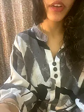 Snapshot of Divyaa69 chatting on 30, 9, 2025 Divyaa69 online show from 30, 9, 2025