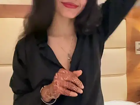 Snapshot of Divyaa69 chatting on 30, 4, 2026 Divyaa69 online show from 30, 4, 2026