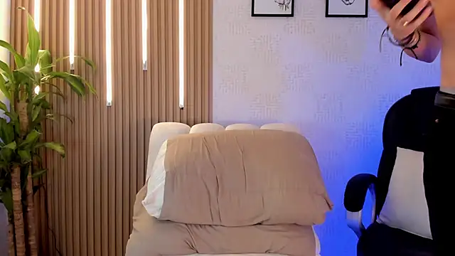 Dorianmistery2322  online show from 8, 11, 2025