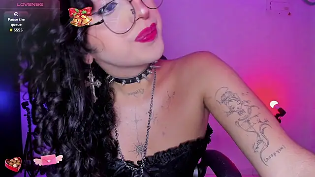 Snapshot of Heka_Prudence chatting on 7, 5, 2026 Heka Prudence online show from 7, 5, 2026