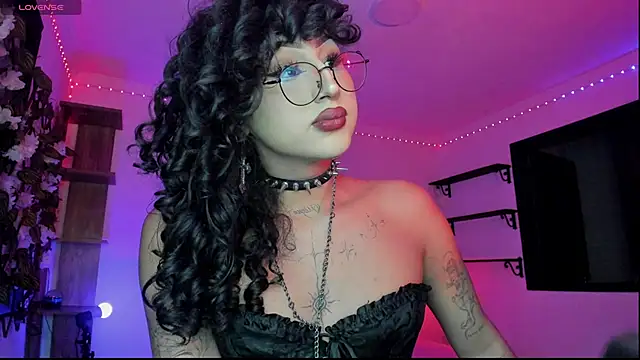 Heka Prudence online show from 8, 4, 2026