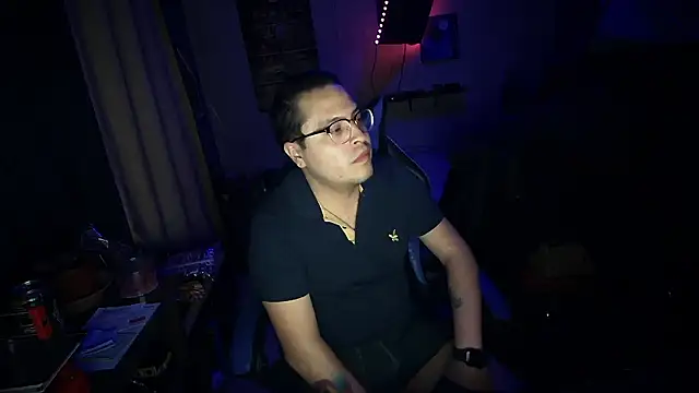 FrankGatsby11 online show from 6, 12, 2024
