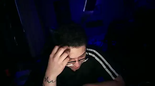 FrankGatsby11 online show from 20, 12, 2024