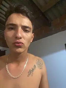 TeAyudoAVenirte3000 online show from 28, 11, 2025