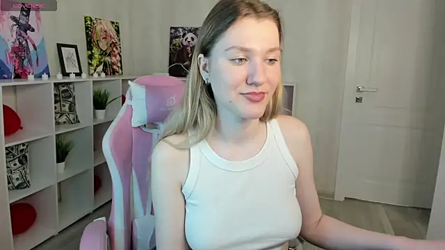 Mariel Brown online show from 12, 3, 2025