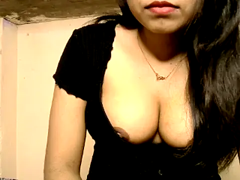 Snapshot of Sanjana_Gupta chatting on 8, 6, 2026 Sanjana Gupta online show from 8, 6, 2026