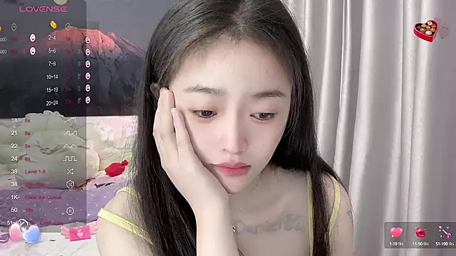 Mia-6688 online show from 9, 3, 2025