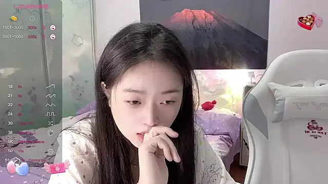 Mia-6688 online show from 9, 3, 2025
