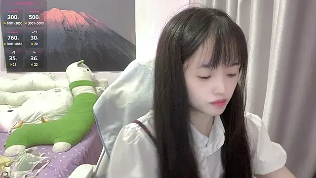 Mia-6688 online show from 26, 9, 2025