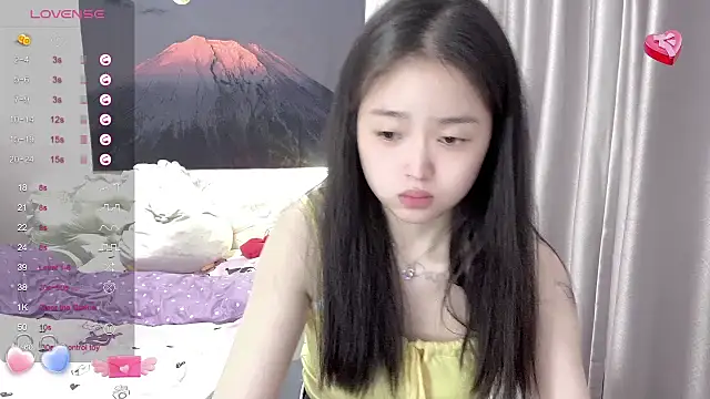 Mia-6688 online show from 10, 3, 2025