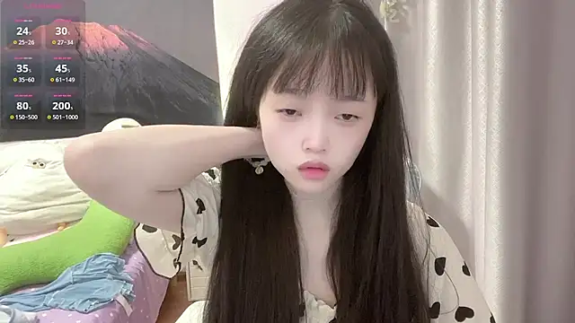 Mia-6688 online show from 28, 9, 2025