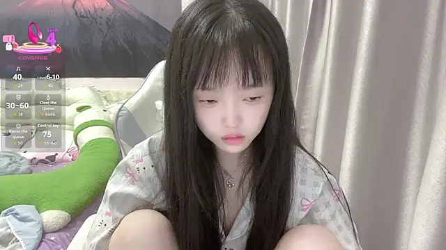 Mia-6688 online show from 29, 9, 2025