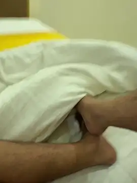 Snapshot of yourlover7227 chatting on 22, 9, 2025 yourlover7227 online show from 22, 9, 2025