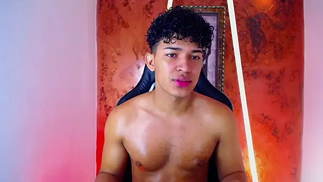 jamescurli  online show from 2, 3, 2025