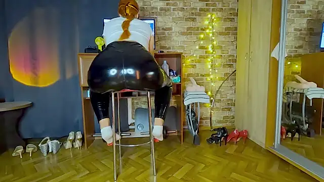 JosephinaBlack online show from 3, 6, 2026