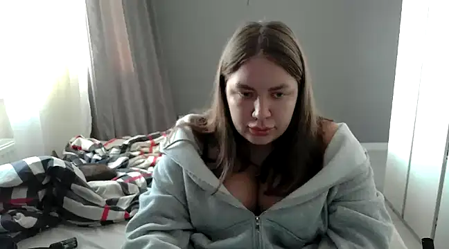 96CHloe96 online show from 6, 12, 2024