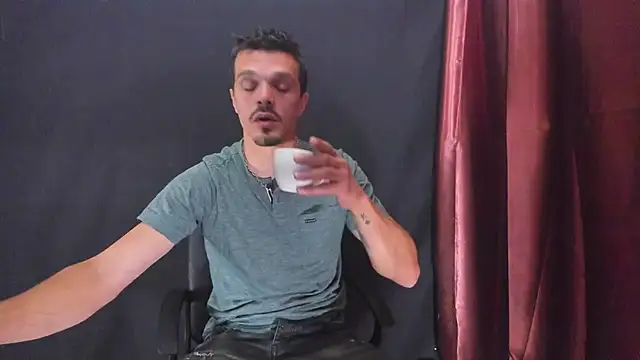 Snapshot of DonyBrown chatting on 10, 5, 2026 DonyBrown online show from 10, 5, 2026