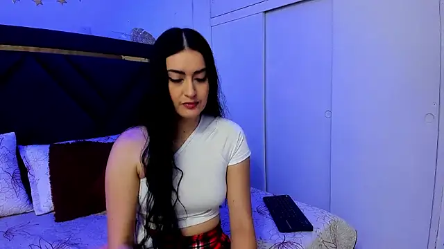 Pammela Colins online show from 14, 12, 2024