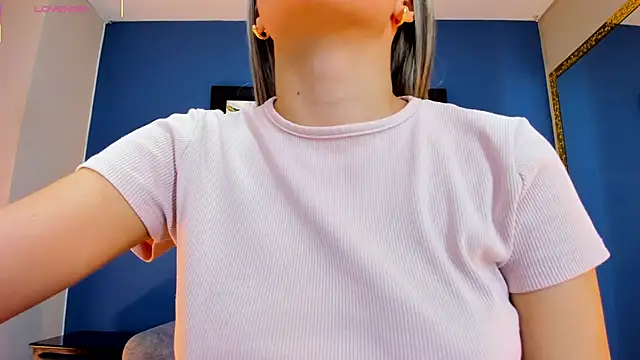 miacarperr1 online show from 22, 2, 2025