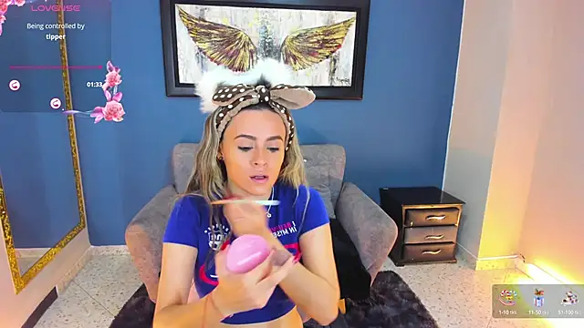 miacarperr1 online show from 22, 3, 2025