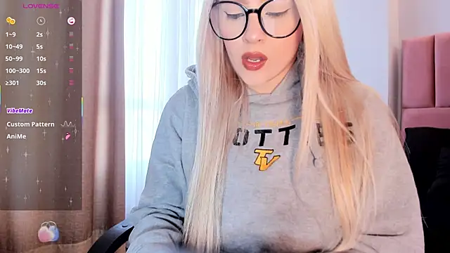 miacarperr1 online show from 24, 4, 2026
