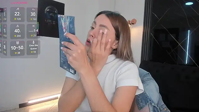 miacarperr1 online show from 22, 12, 2025