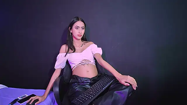 Snapshot of Amberx_Sweet chatting on 11, 12, 2024 Amberx Sweet online show from 11, 12, 2024