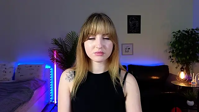 Oki Vibes online show from 6, 3, 2025