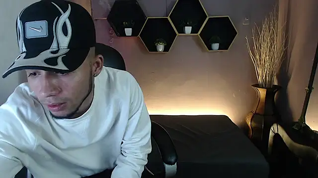 Snapshot of jhon_ath chatting on 9, 9, 2025 jhon ath online show from 9, 9, 2025