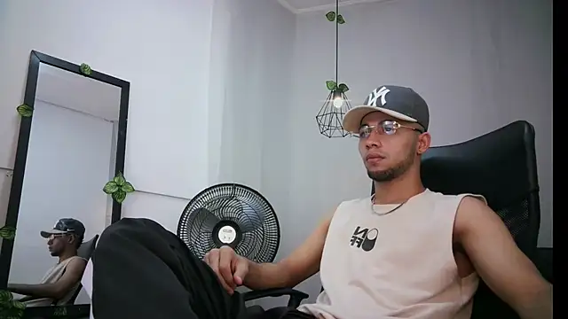 Snapshot of jhon_ath chatting on 12, 3, 2025 jhon ath online show from 12, 3, 2025