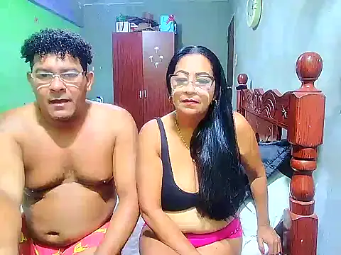 Snapshot of rosi_pamela chatting on 28, 12, 2024 rosi pamela online show from 28, 12, 2024