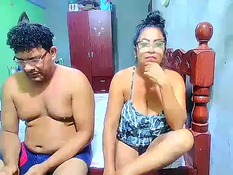 Snapshot of rosi_pamela chatting on 31, 12, 2024 rosi pamela online show from 31, 12, 2024