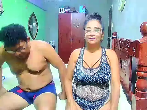 Snapshot of rosi_pamela chatting on 11, 1, 2025 rosi pamela online show from 11, 1, 2025