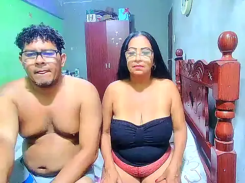 Snapshot of rosi_pamela chatting on 4, 1, 2025 rosi pamela online show from 4, 1, 2025
