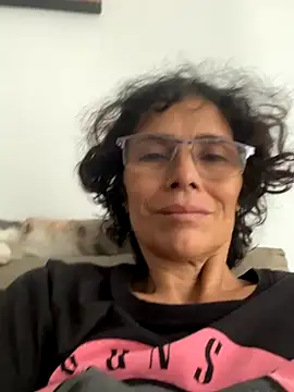 MireyaTorresGu online show from 2, 12, 2025