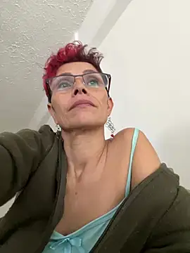 Snapshot of MireyaTorresGu chatting on 18, 2, 2025 MireyaTorresGu online show from 18, 2, 2025