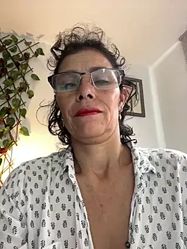 MireyaTorresGu online show from 24, 2, 2026