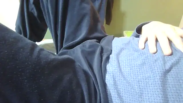 brtbrlss online show from 30, 11, 2025