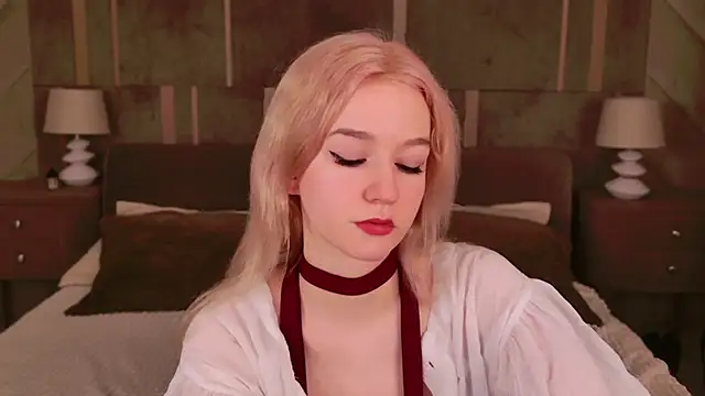 NaomiLoys online show from 17, 3, 2025