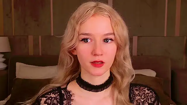 NaomiLoys online show from 9, 2, 2025