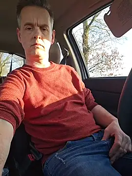 Hectorthyssen1 online show from 4, 3, 2026