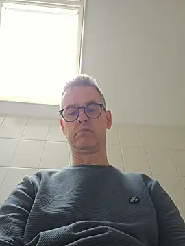 Hectorthyssen1 online show from 14, 5, 2026