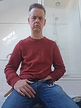 Hectorthyssen1 online show from 5, 3, 2026