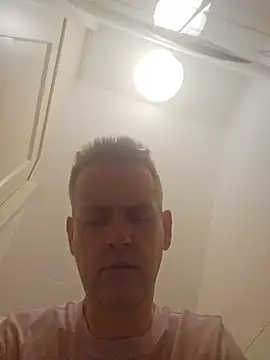 Snapshot of Hectorthyssen1 chatting on 29, 6, 2026 Hectorthyssen1 online show from 29, 6, 2026