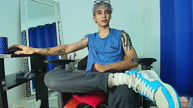 Zacktk7 online show from 6, 3, 2025